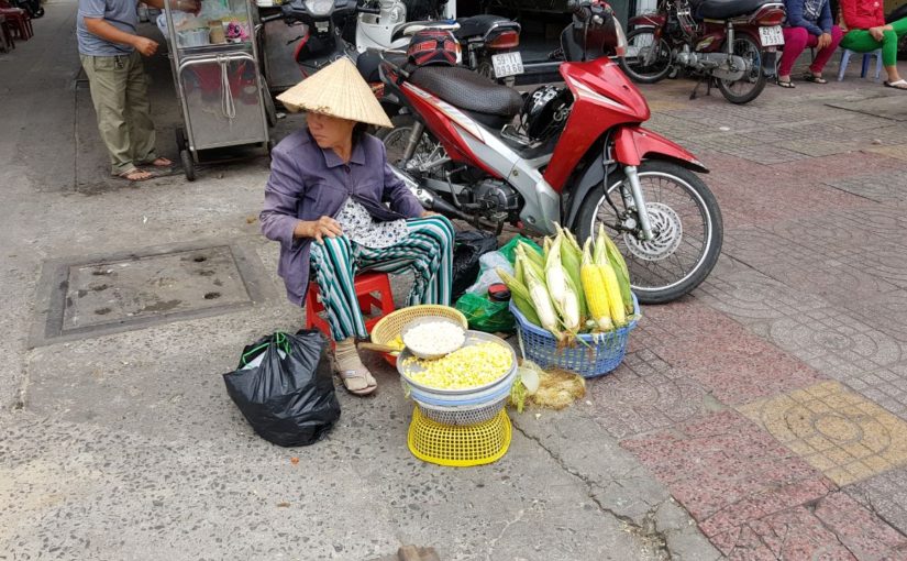 Ho-Chi-Minh-Stadt – you say goodbye and I say hello